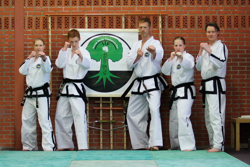 5 Sung Zang eerste zwarte banders